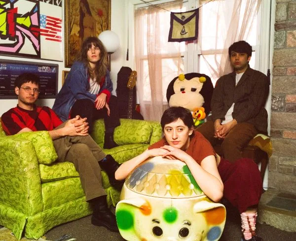 FrankieCosmos_2025_promo_03_PoonehGhana_2574x2100_300