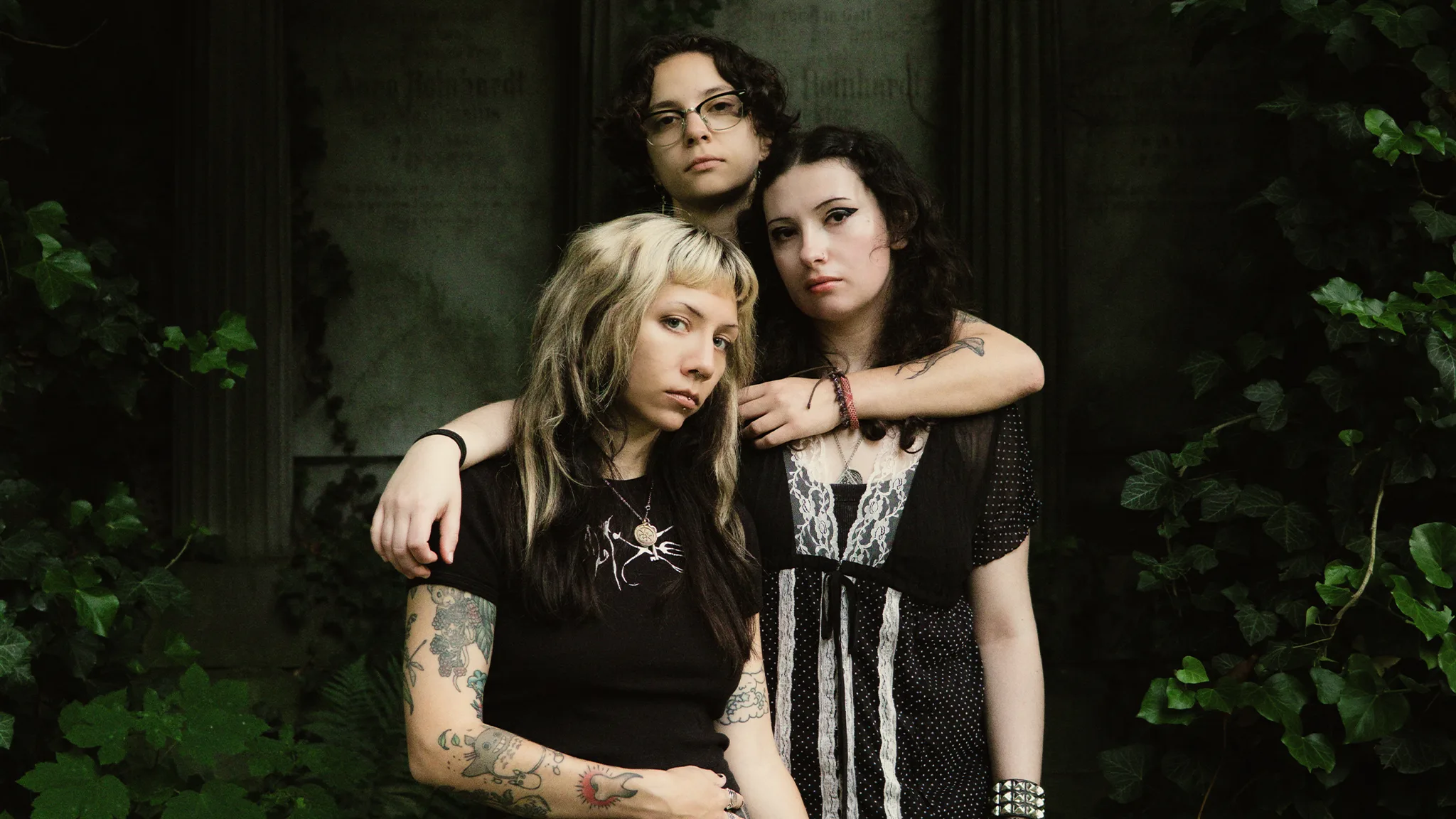 042126_faetooth_ForSite